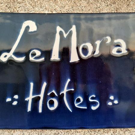 Le Mora Hotes Bed & Breakfast Barfleur Exterior photo